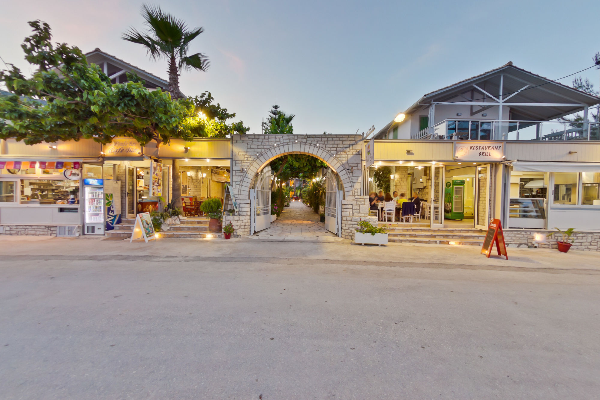 Rouda Bay Beach Hotel ميكروس جيالوس المظهر الخارجي الصورة