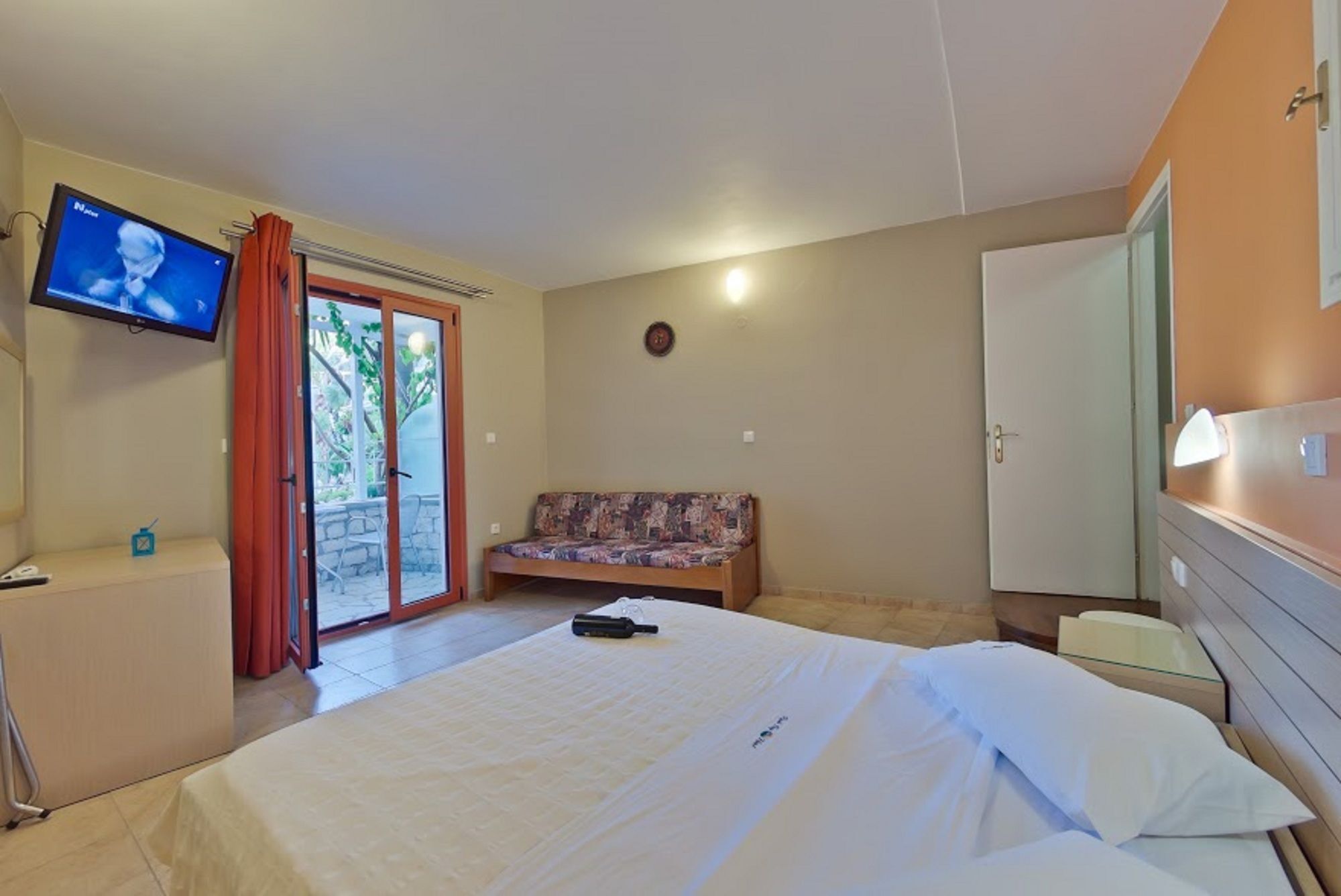 Rouda Bay Beach Hotel ميكروس جيالوس المظهر الخارجي الصورة